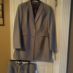 John Meyer 2 piece ladies suit